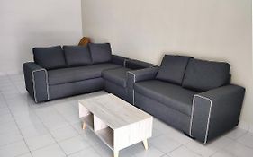 Gaya Homestay 3Bed 2Bath 12Pax Taman Gaya Jb 5Min To Aeon&Ikea 高雅民宿
